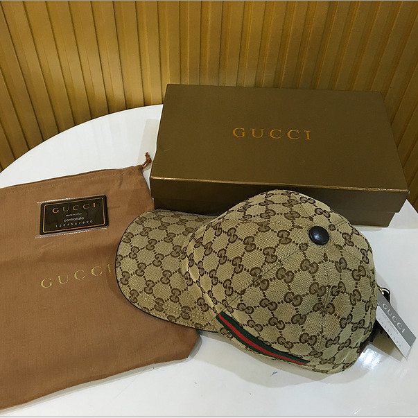 Gucci Original GG Canvas Baseball Hat With Web - DopestKickz