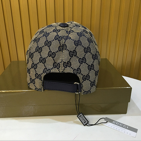 Gucci GG Canvas Baseball Hat - DopestKickz