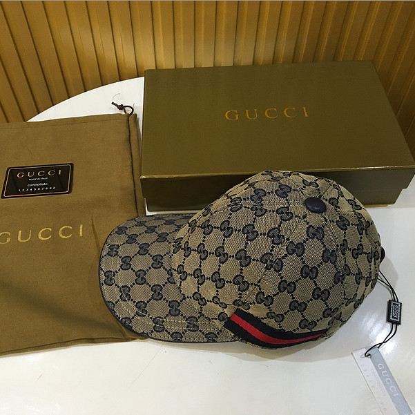 Gucci GG Canvas Baseball Hat - DopestKickz