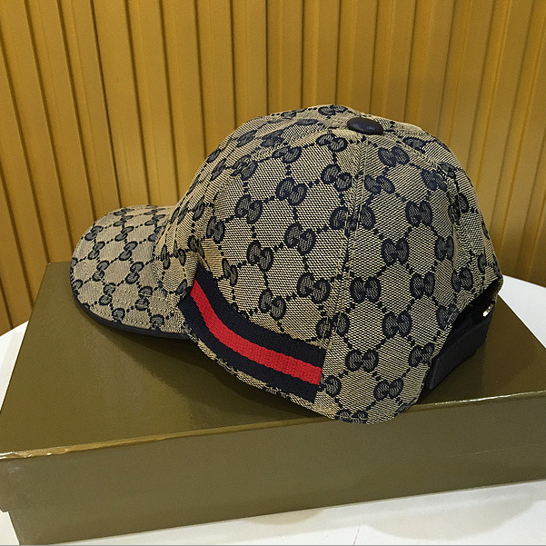 Gucci GG Canvas Baseball Hat - DopestKickz