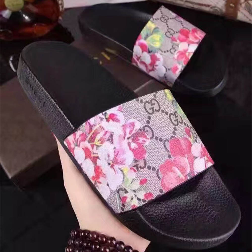 Gucci Bird And Flower Flip Flops - DopestKickz