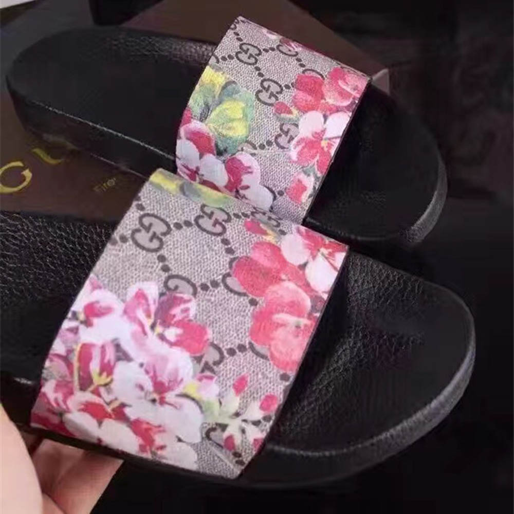 Gucci Bird And Flower Flip Flops - DopestKickz