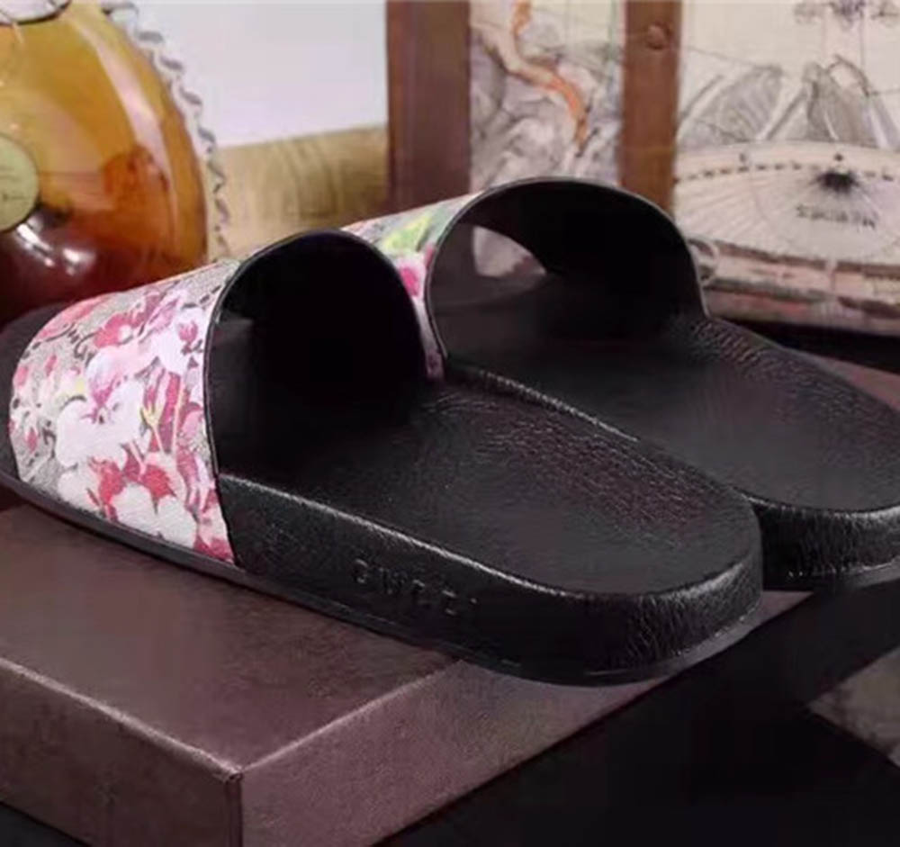 Gucci Bird And Flower Flip Flops - DopestKickz