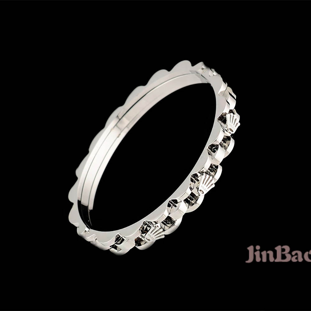 Rolex Bracelet In Silver - DopestKickz