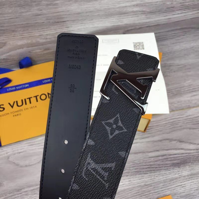 Louis Vuitton Reverso Belt in Black - DopestKickz