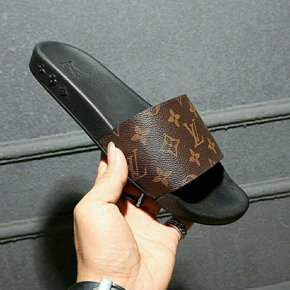 Louis Vuitton Monogram Slippers - DopestKickz