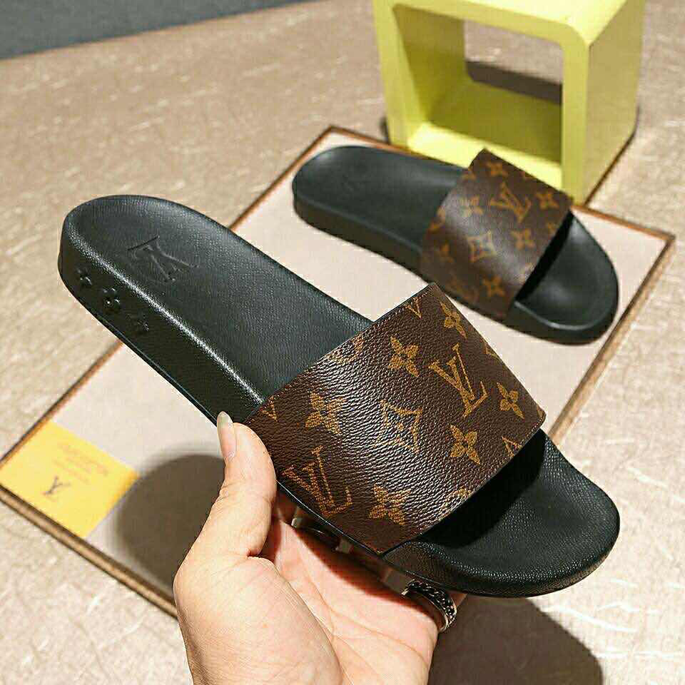Louis Vuitton Monogram Slippers - DopestKickz