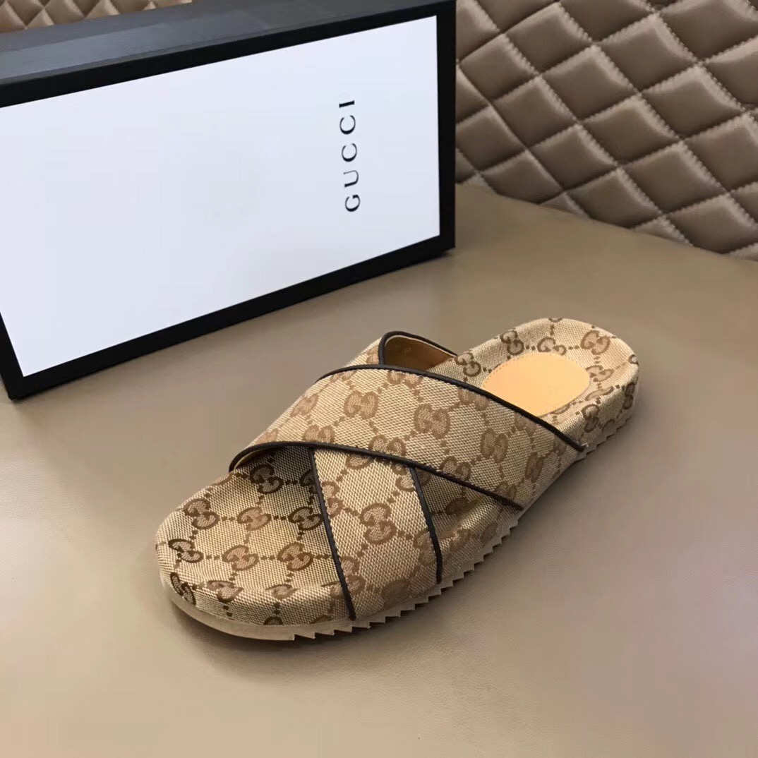 Gucci Men's GG Slide Sandal - DopestKickz