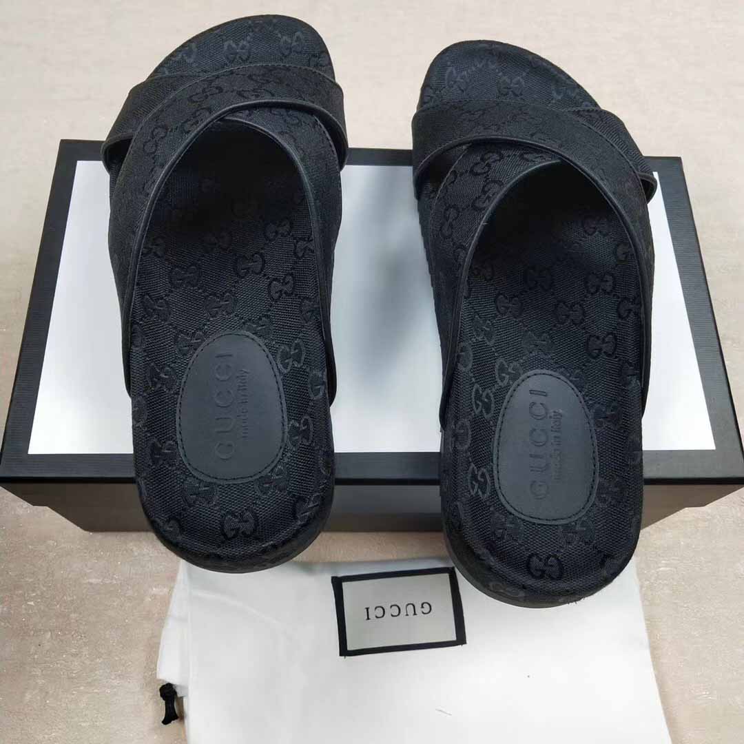 Gucci Men's GG Slide Sandal - DopestKickz