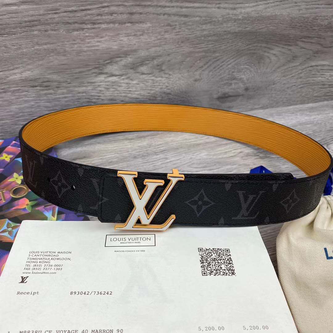 Louis Vuitton Initiales Belt  - DopestKickz