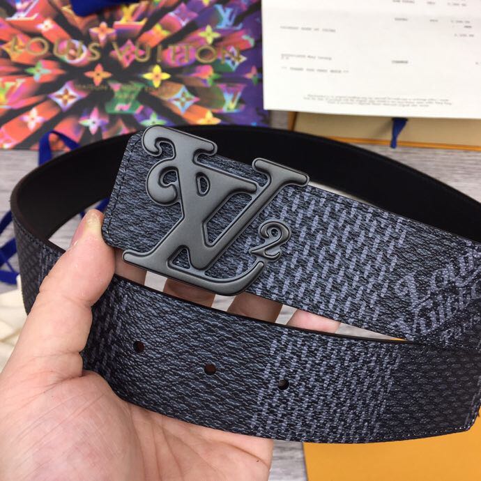 Louis Vuitton Squared 40MM Belt - DopestKickz