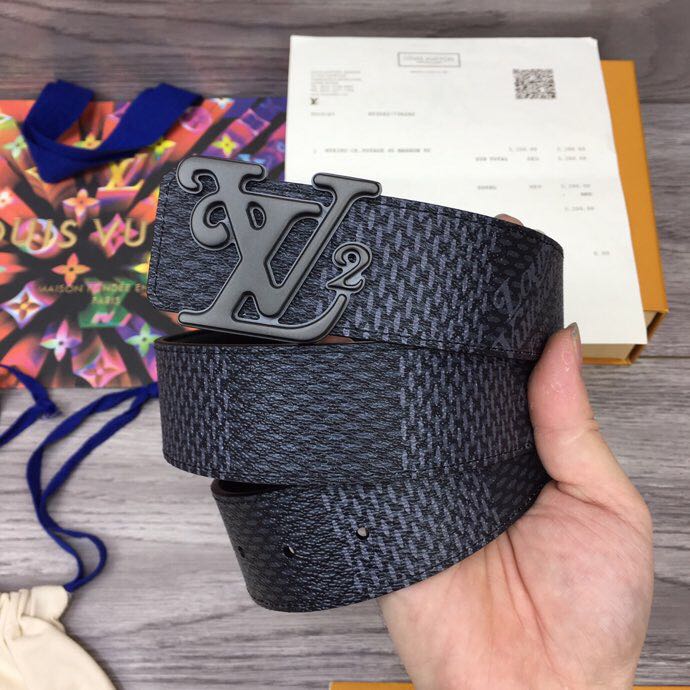 Louis Vuitton Squared 40MM Belt - DopestKickz