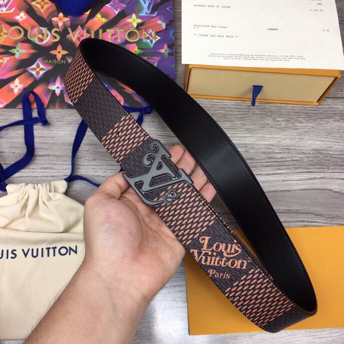 Louis Vuitton Squared 40MM Belt - DopestKickz