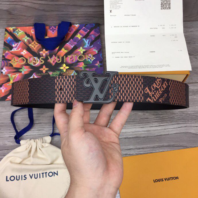 Louis Vuitton Squared 40MM Belt - DopestKickz