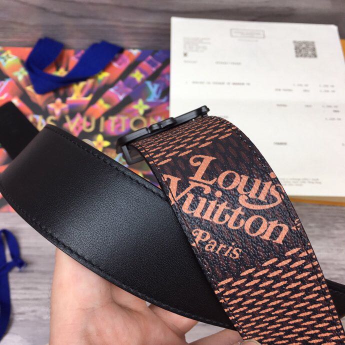 Louis Vuitton Squared 40MM Belt - DopestKickz