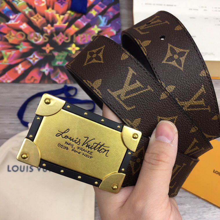 Louis Vuitton Neo Trunk 40MM Belt - DopestKickz