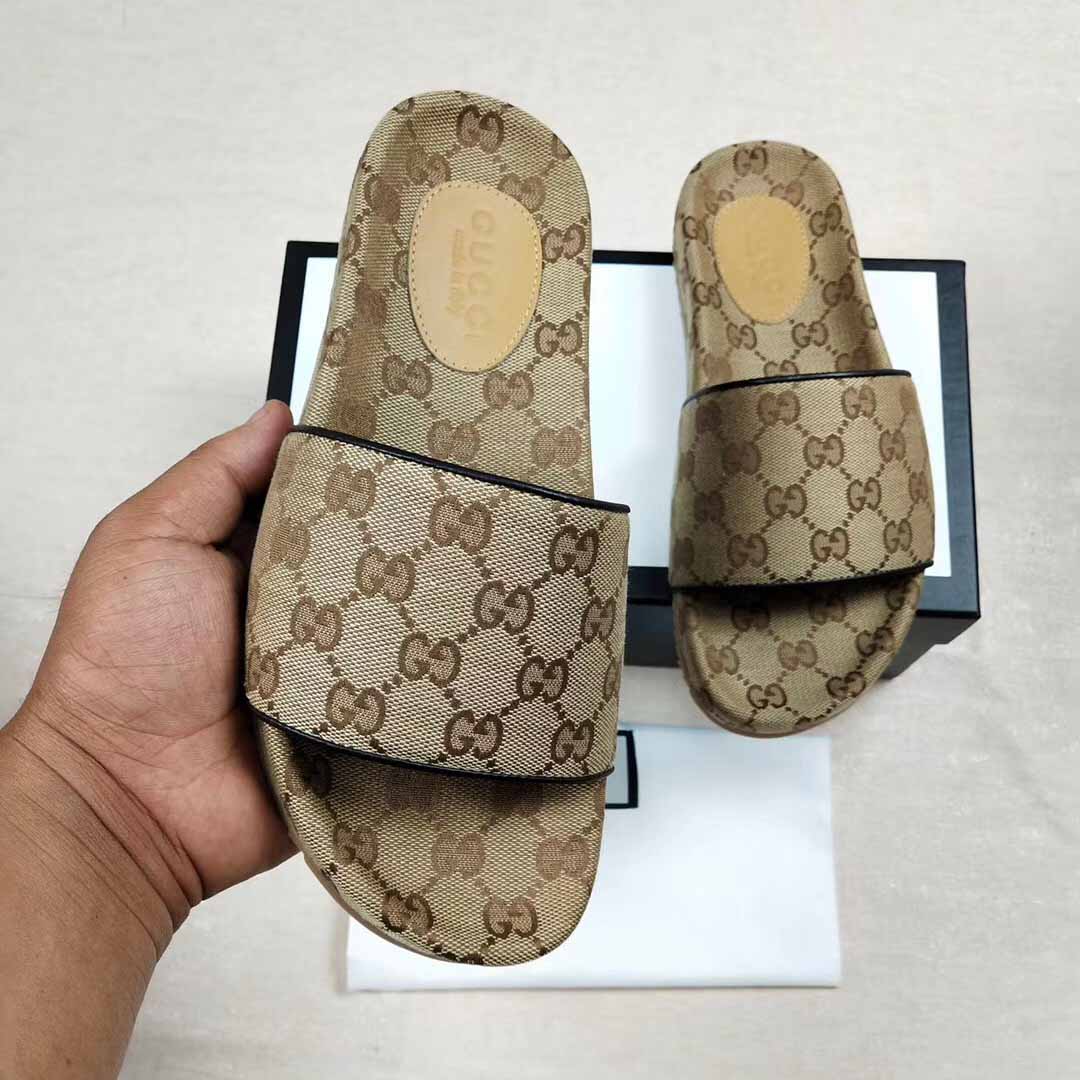 Gucci Men's GG Canvas Slide Sandal - DopestKickz