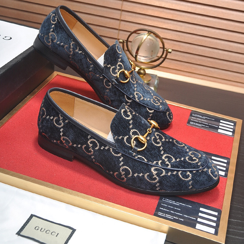Gucci Men's Jordaan GG Loafer  - DopestKickz