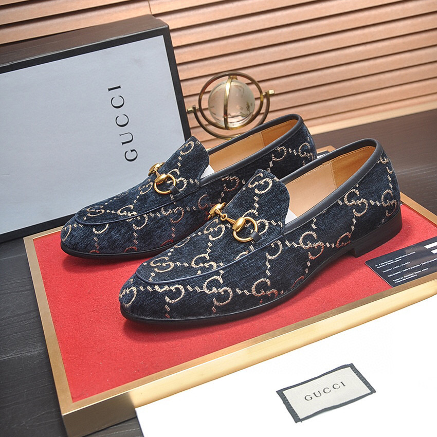 Gucci Men's Jordaan GG Loafer  - DopestKickz
