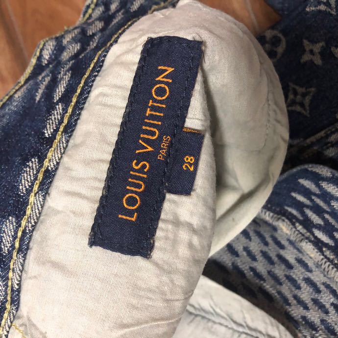 Louis Vuitton Giant Damier Waves Monogram Denim Jeans Blue - DopestKickz