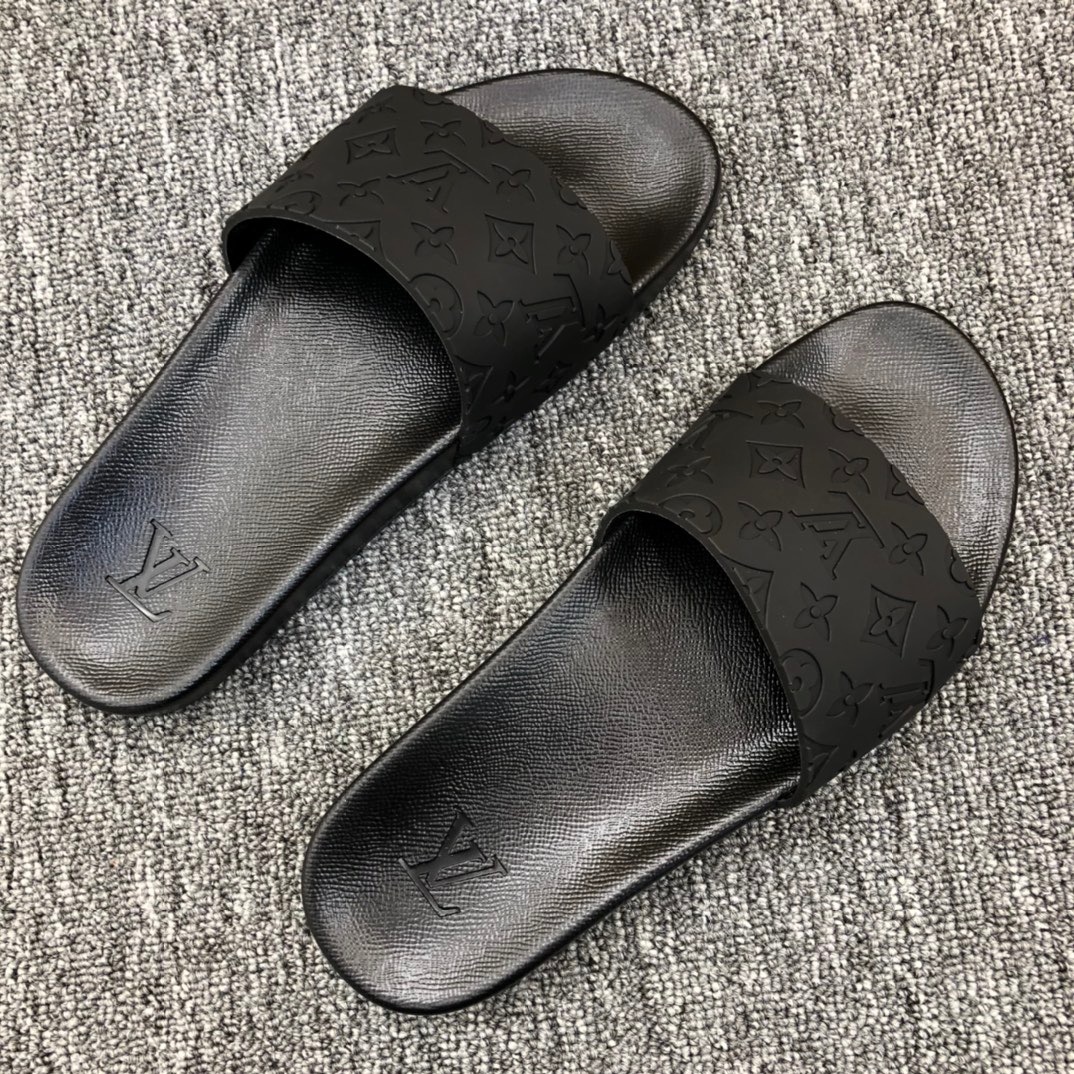 Louis Vuitton Monogram Slippers - DopestKickz