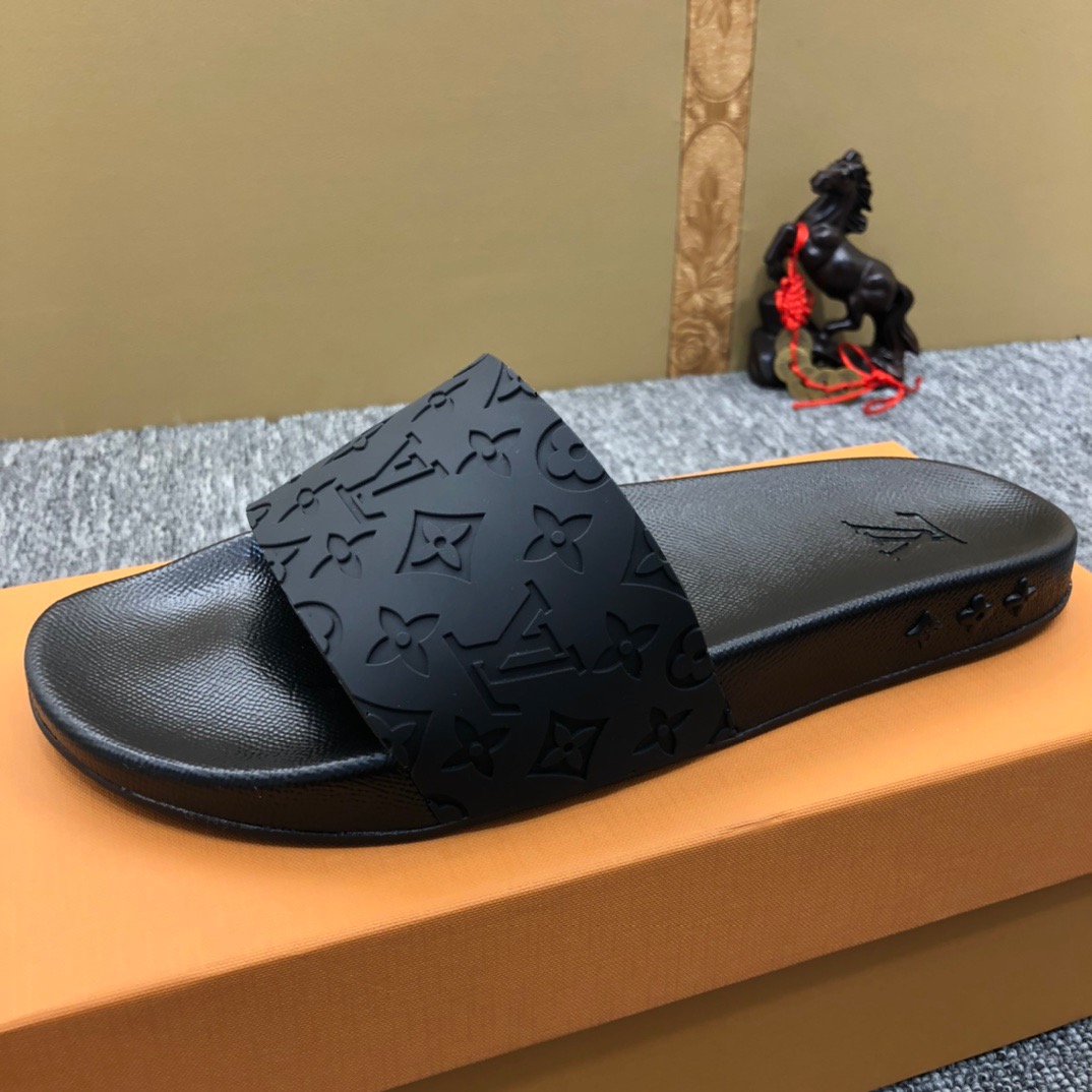 Louis Vuitton Monogram Slippers - DopestKickz