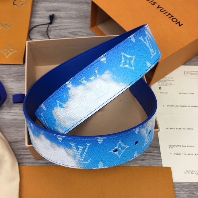 Louis Vuitton Shape 40MM Reversible Clouds - DopestKickz