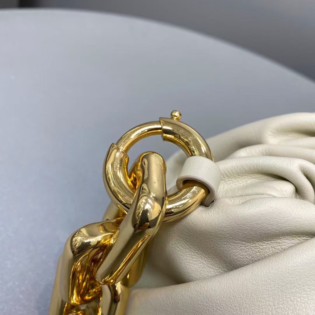 The Chain Pouch Shoulder Bag - DopestKickz