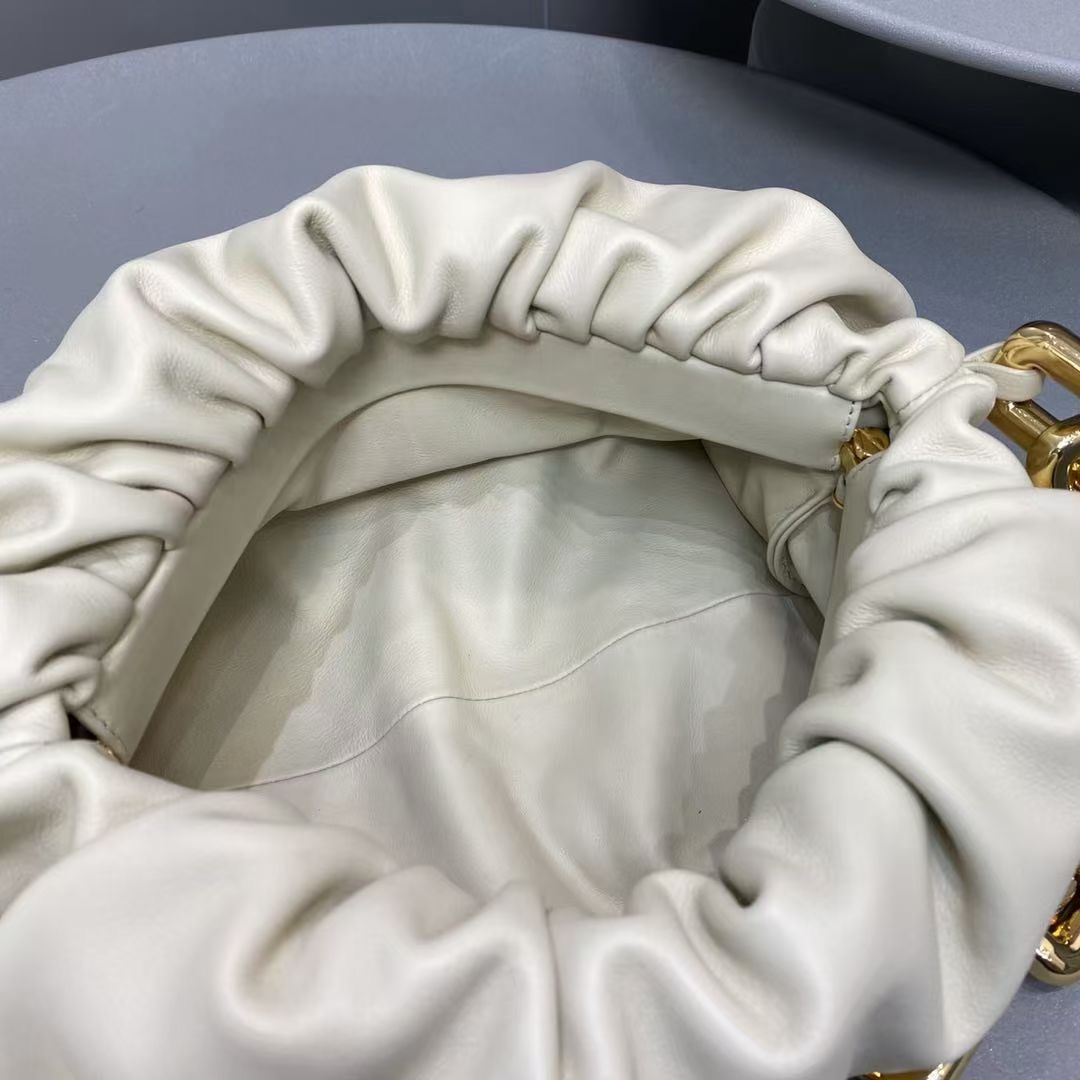 The Chain Pouch Shoulder Bag - DopestKickz