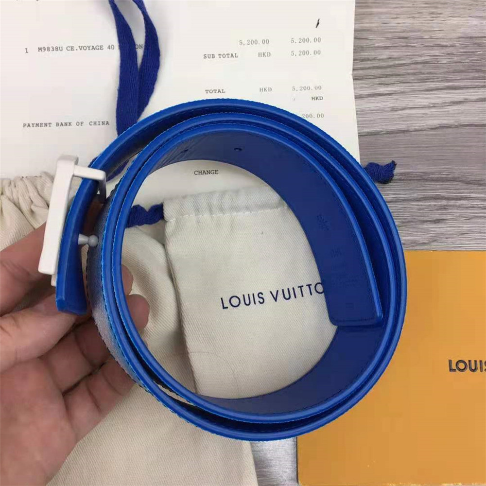 Louis Vuitton LV shape 40mm reversible clouds - DopestKickz