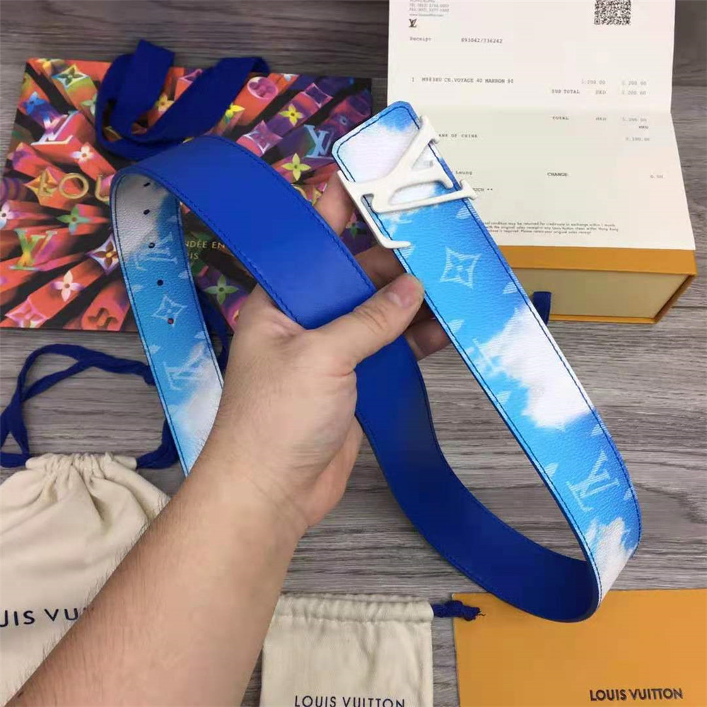 Louis Vuitton LV shape 40mm reversible clouds - DopestKickz