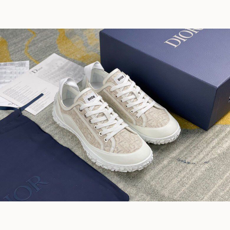 Dior B28 low-Top Sneaker  - DopestKickz