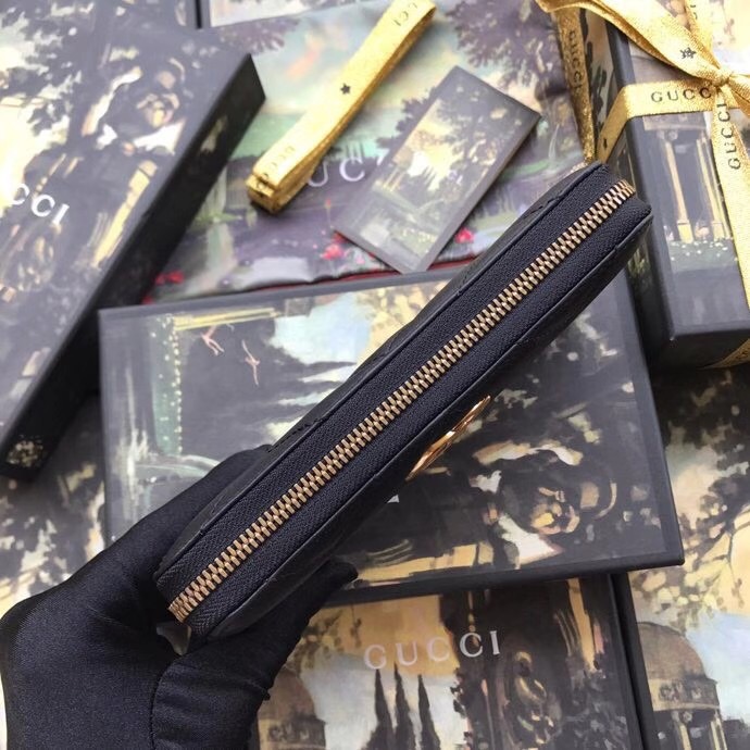 Gucci Black Leather Wallet With Interlocking G - DopestKickz