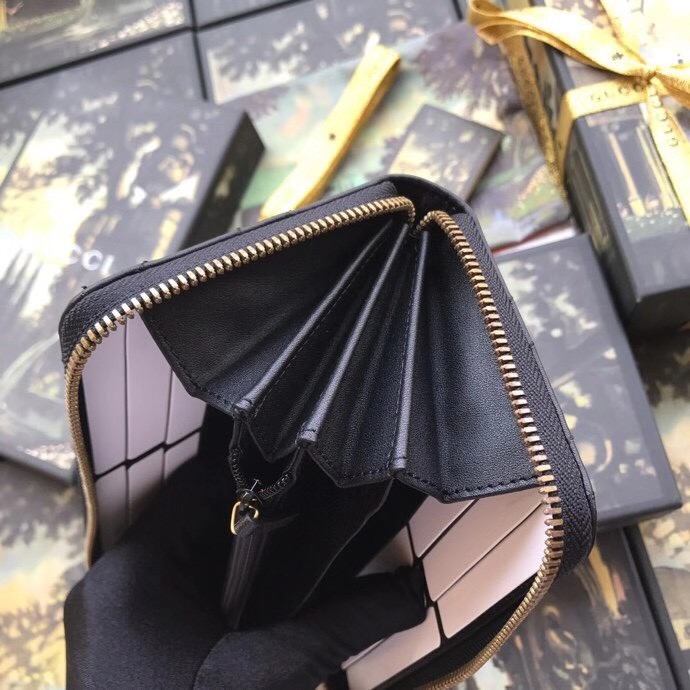 Gucci Black Leather Wallet With Interlocking G - DopestKickz