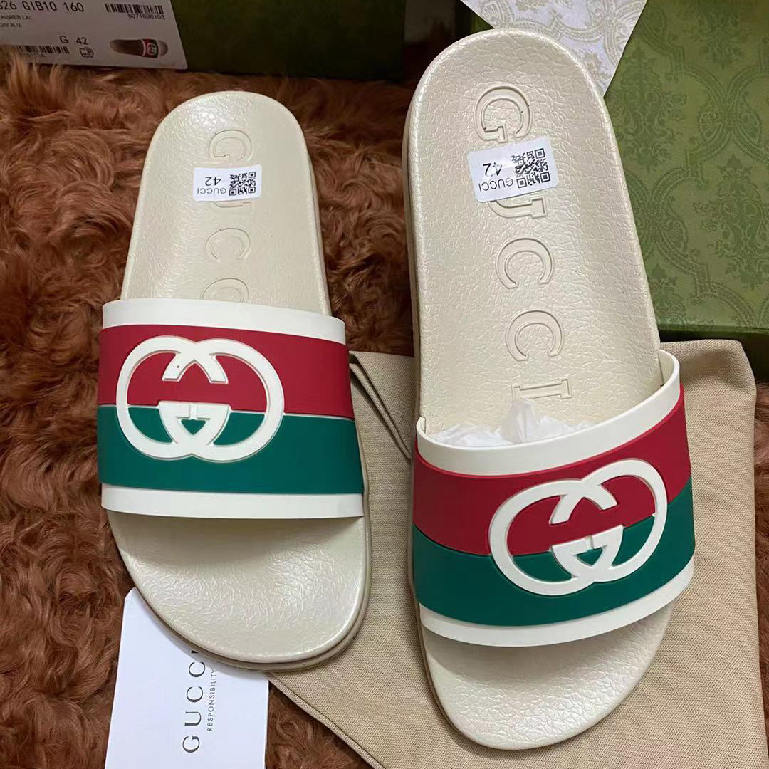 Gucci Men's Interlocking G Slide Sandal - DopestKickz