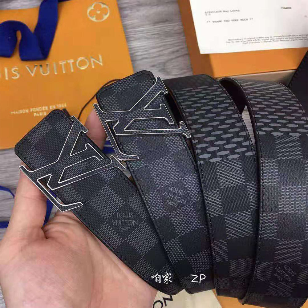 Louis Vuitton Initiales 40MM Reversible Belt - DopestKickz
