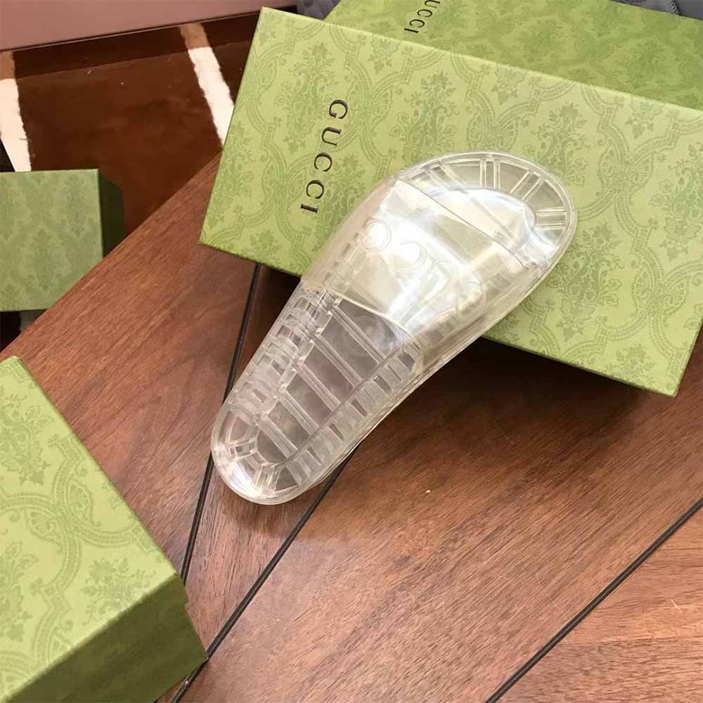 Gucci Men's Slide Sandal With GG Logo - DopestKickz