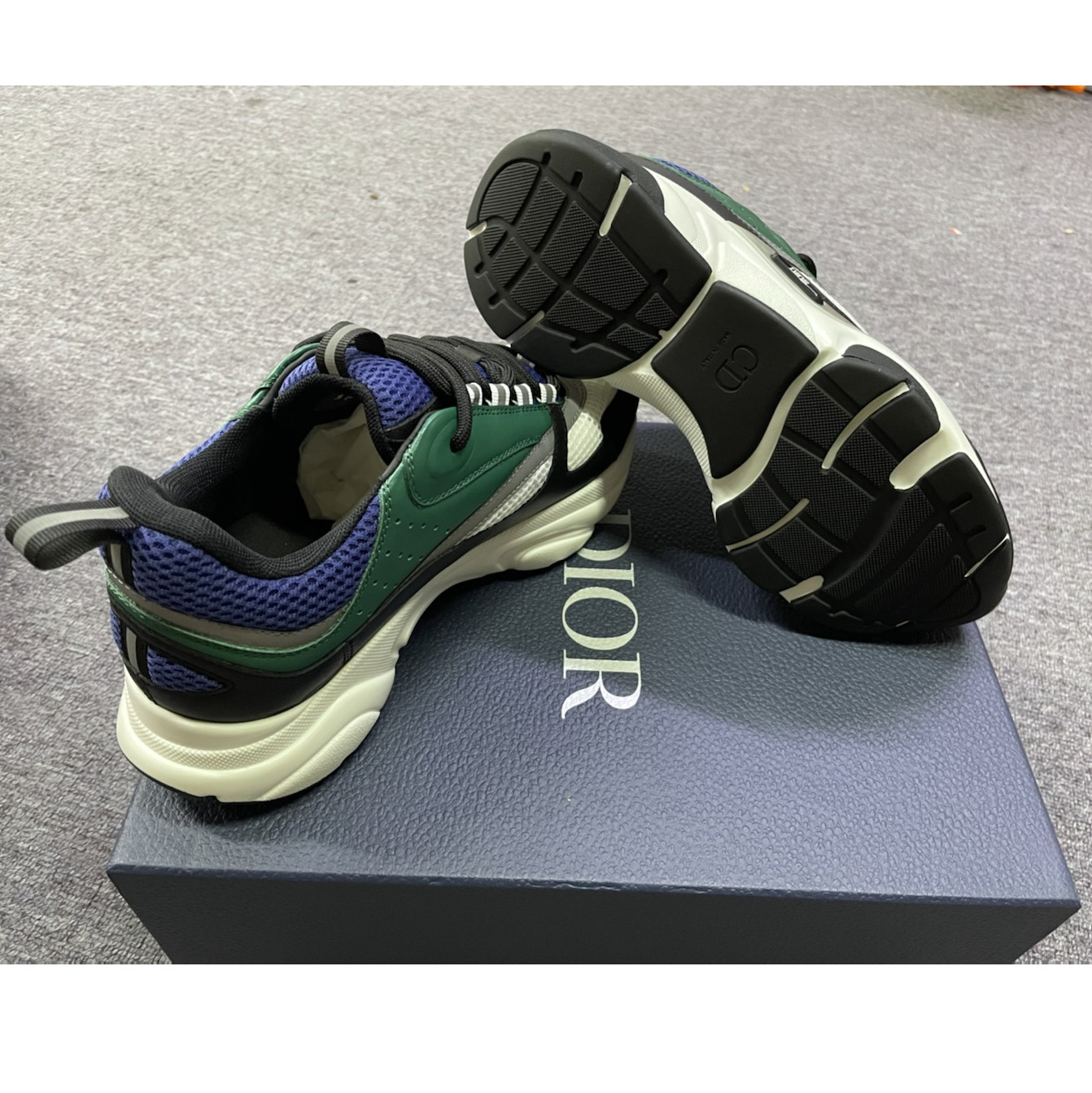 Dior [Limited Version] B22 Sneaker - DopestKickz