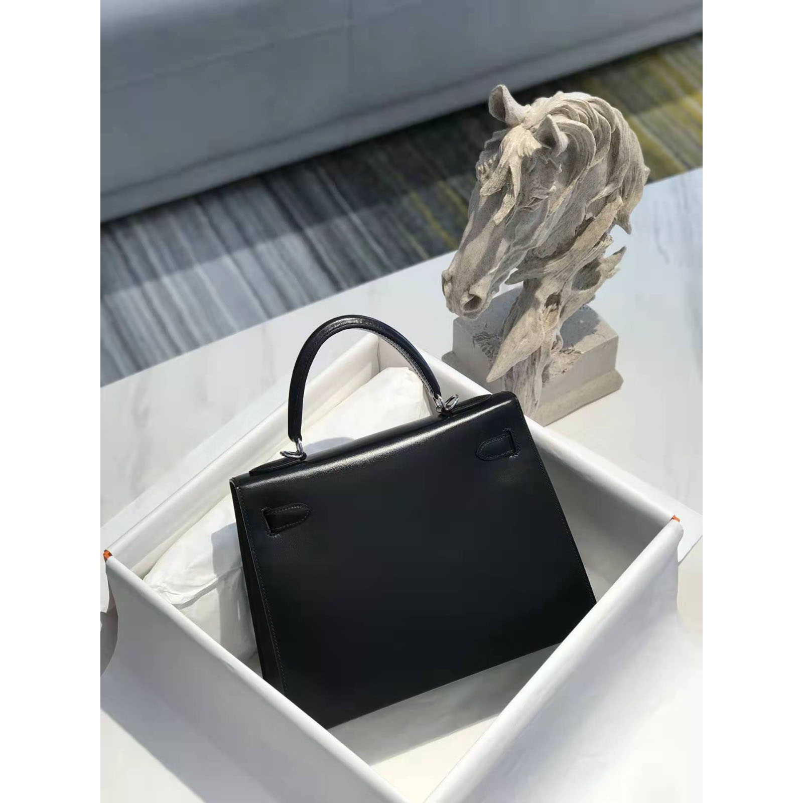 Hermes Women Handbag  - DopestKickz