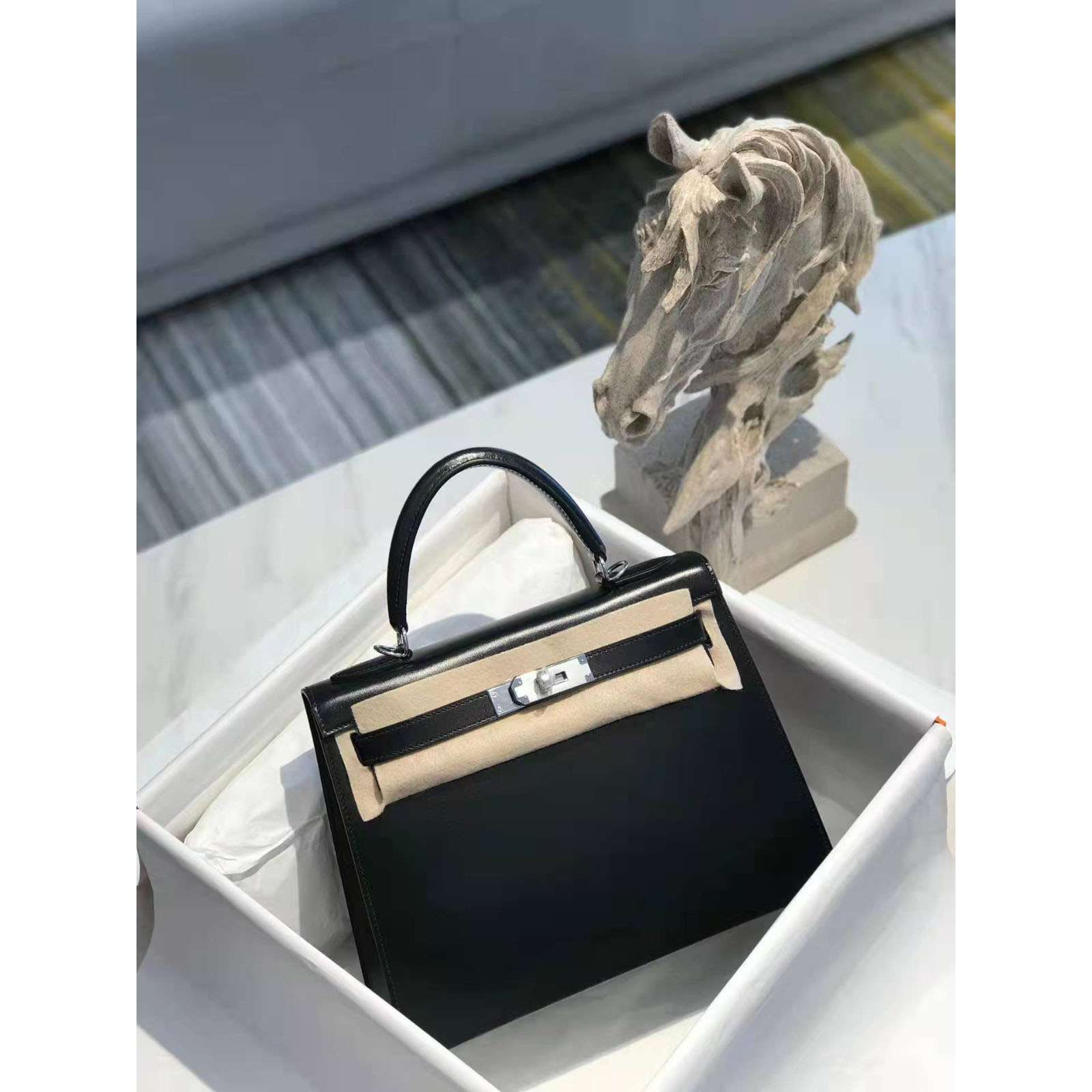 Hermes Women Handbag  - DopestKickz