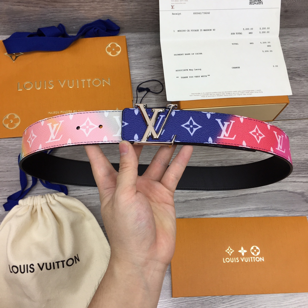 Louis Vuitton Shape 40MM Reversible Belt - DopestKickz