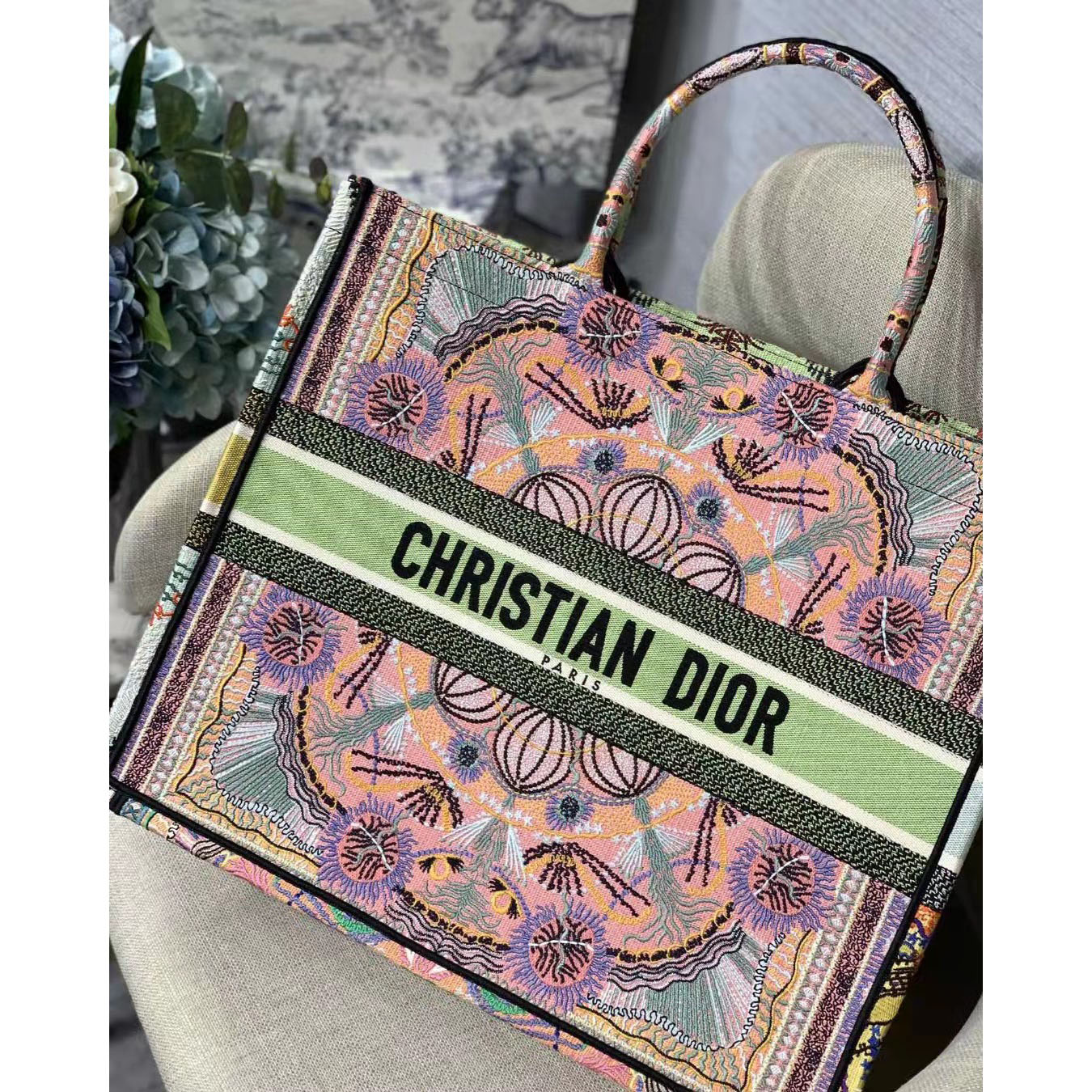 Dior  Totebag (Size: 41.5-34.5-16) - DopestKickz