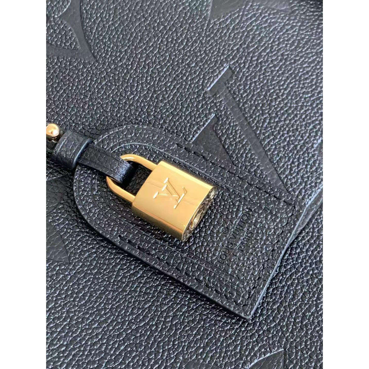 Louis Vuitton Black Monogram Leather Handbag (34-24-15CM) - DopestKickz