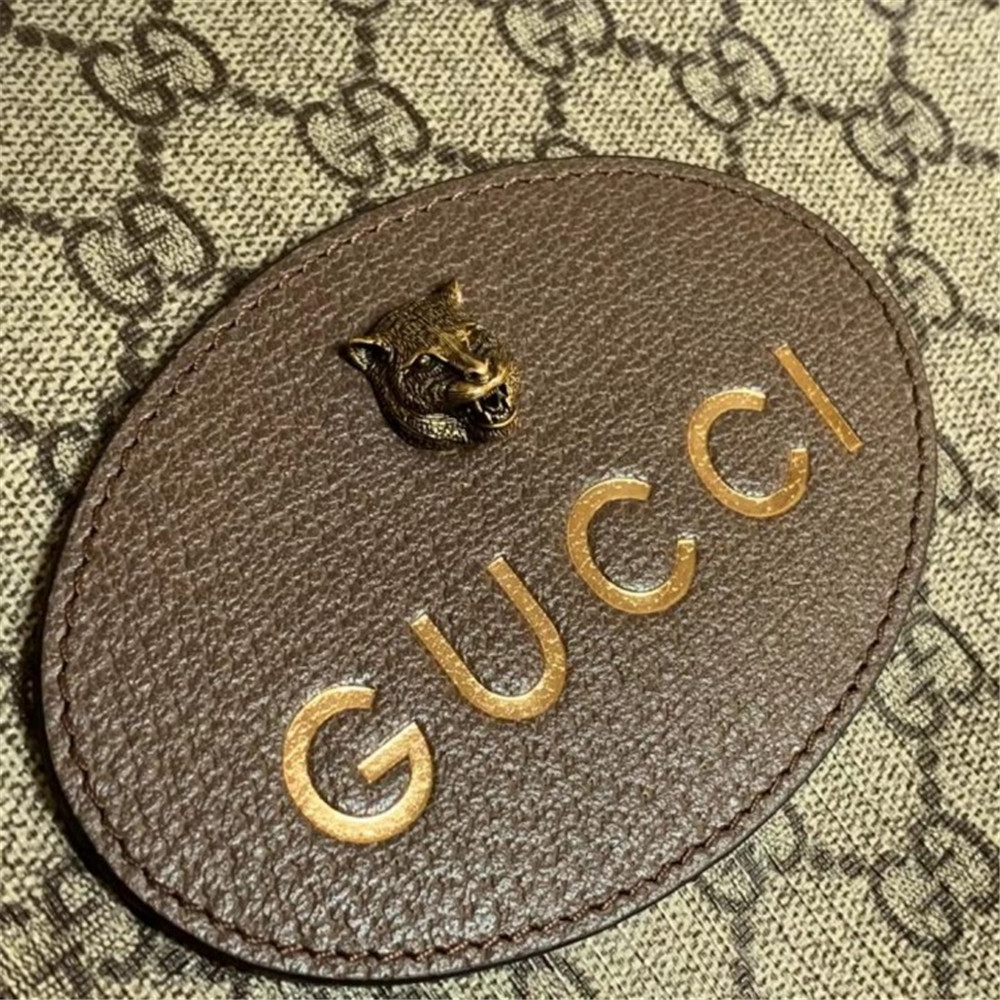 Gucci  GG Clutch Bag (30.5-21-1.5cm) - DopestKickz