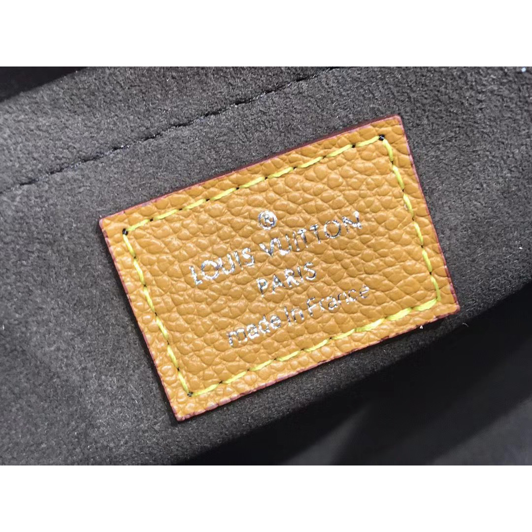 Louis Vuitton  Marelle Handbag （25x15x8cm） - DopestKickz