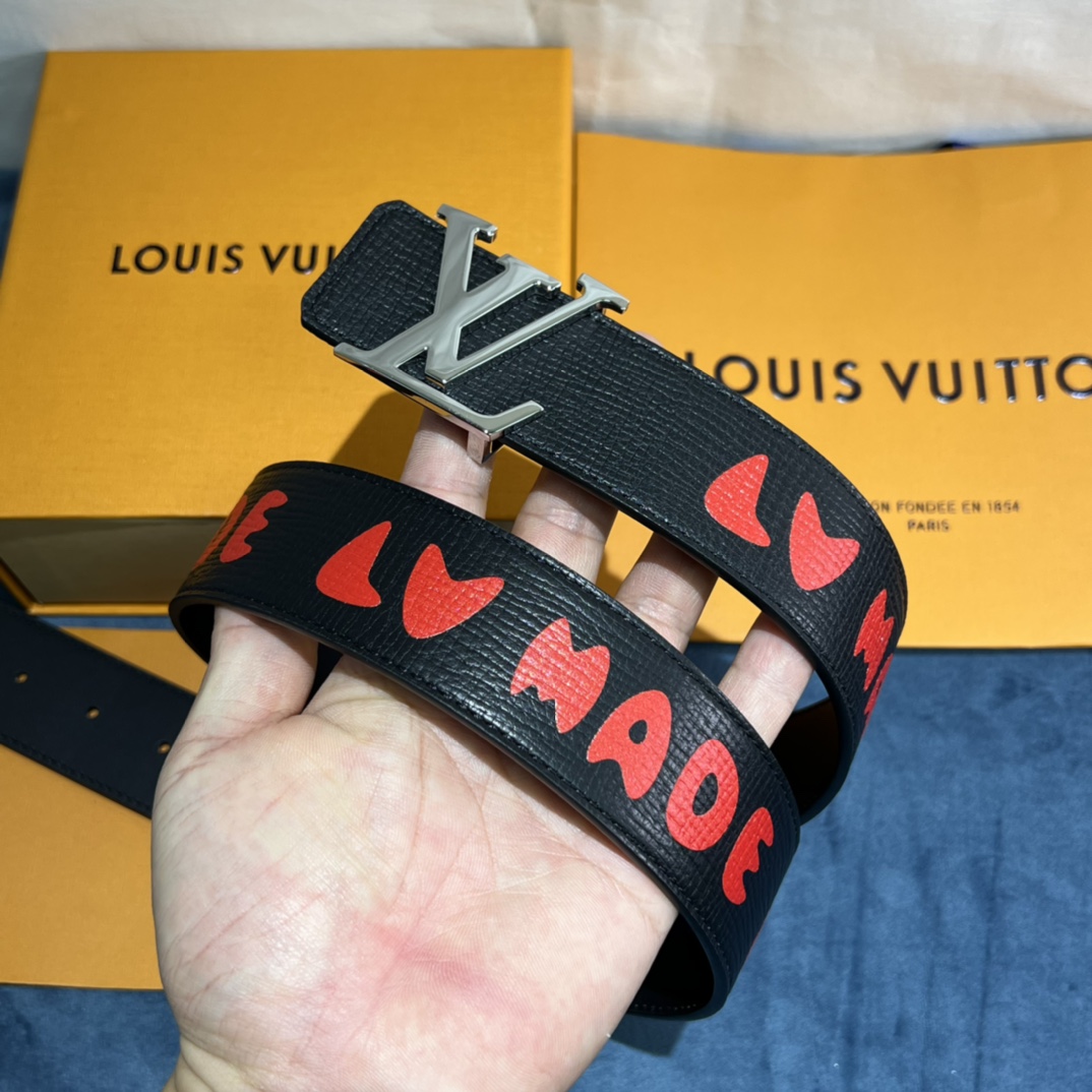 Louis Vuitton Gradient Shape 40MM Reversible Belt - DopestKickz