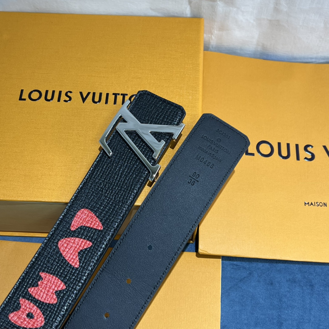 Louis Vuitton Gradient Shape 40MM Reversible Belt - DopestKickz