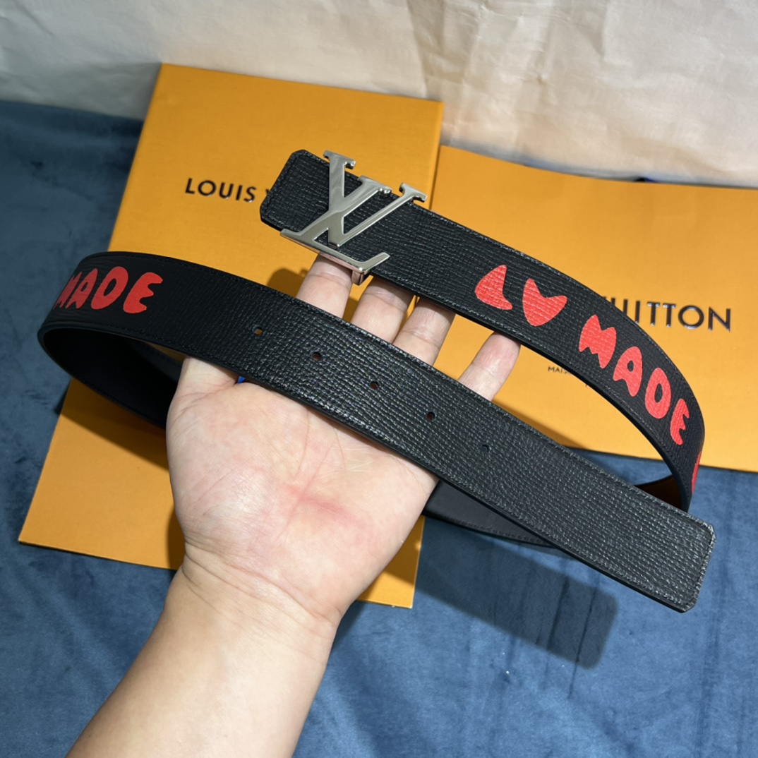 Louis Vuitton Gradient Shape 40MM Reversible Belt - DopestKickz