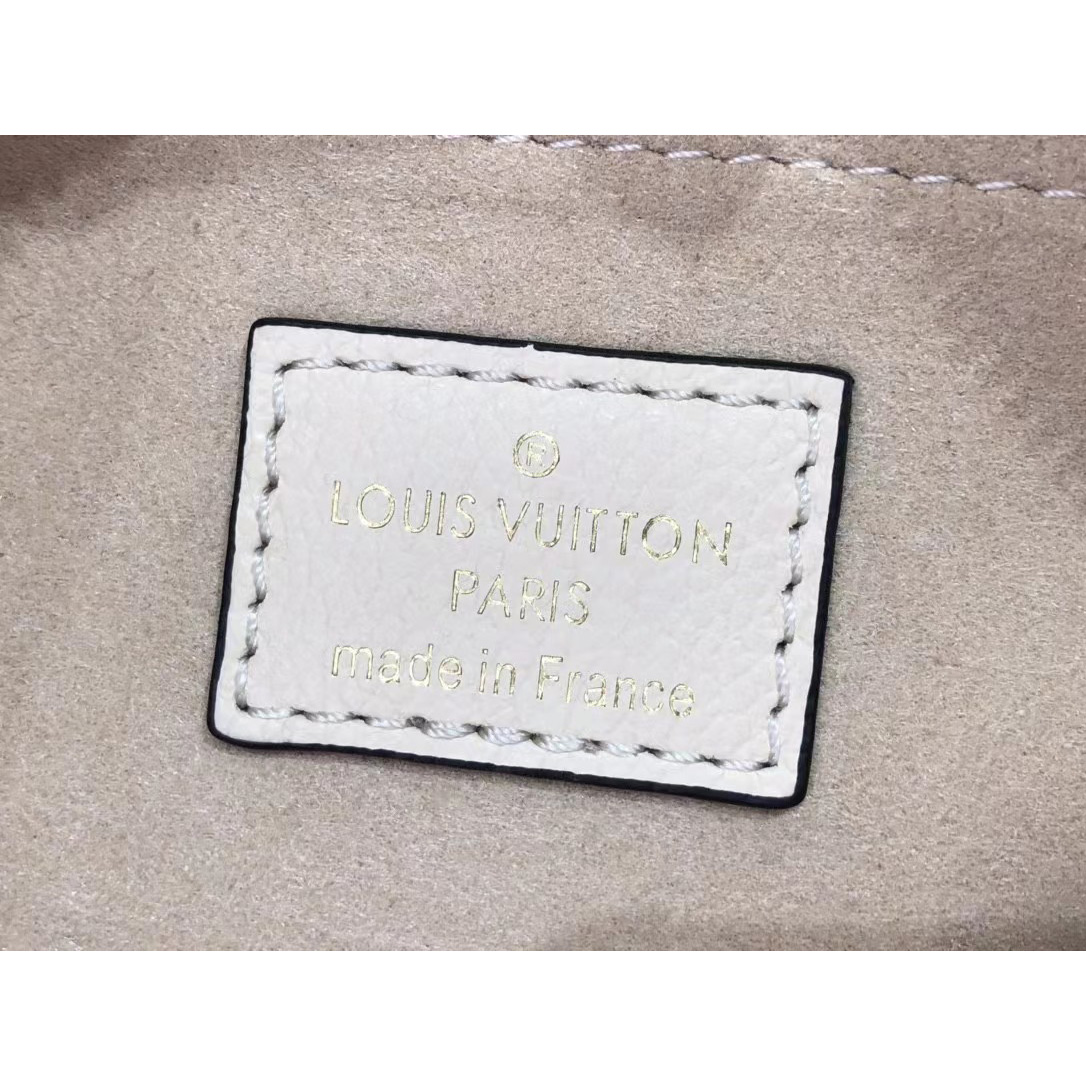 Louis Vuitton  Magatelle Handbag （22.0 x 14.0 x 9.0cm） - DopestKickz