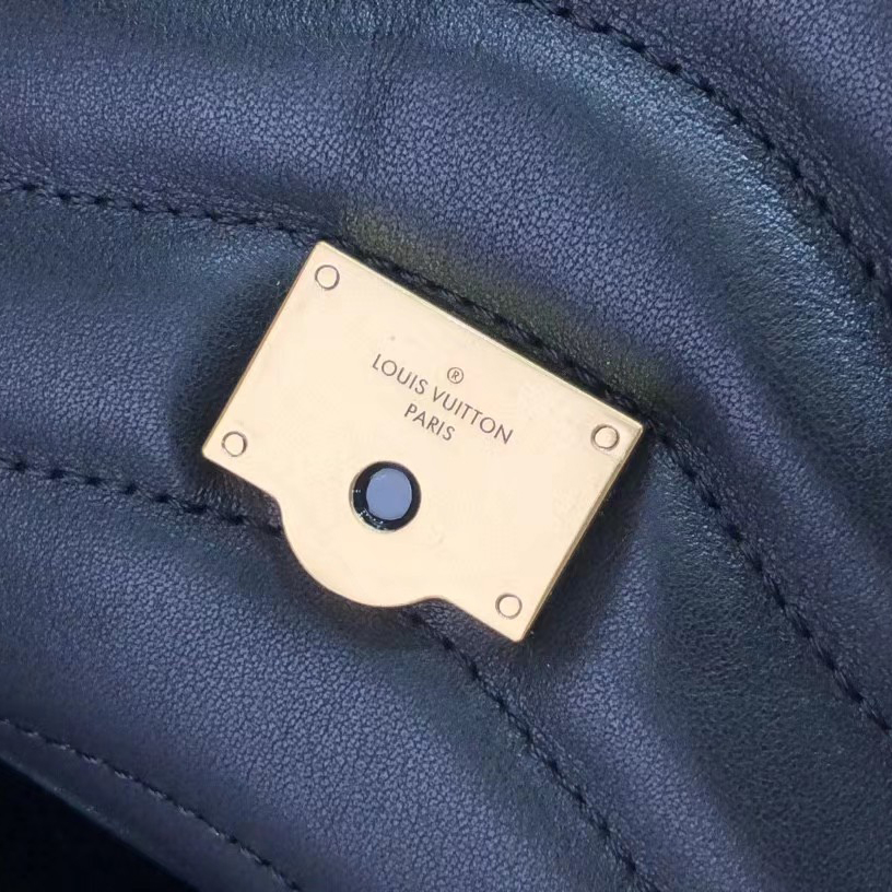 Louis Vuitton New Wave Multi-Pochette Crossbody Handbag  (24-14-9CM) - DopestKickz